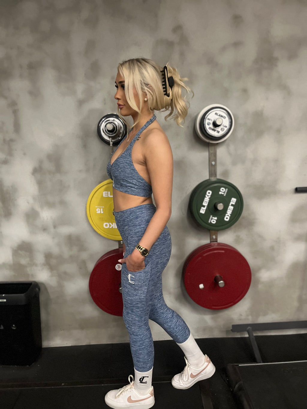 ‘V Back Scrunch Leggings’ with side pockets - Cloudy Blue