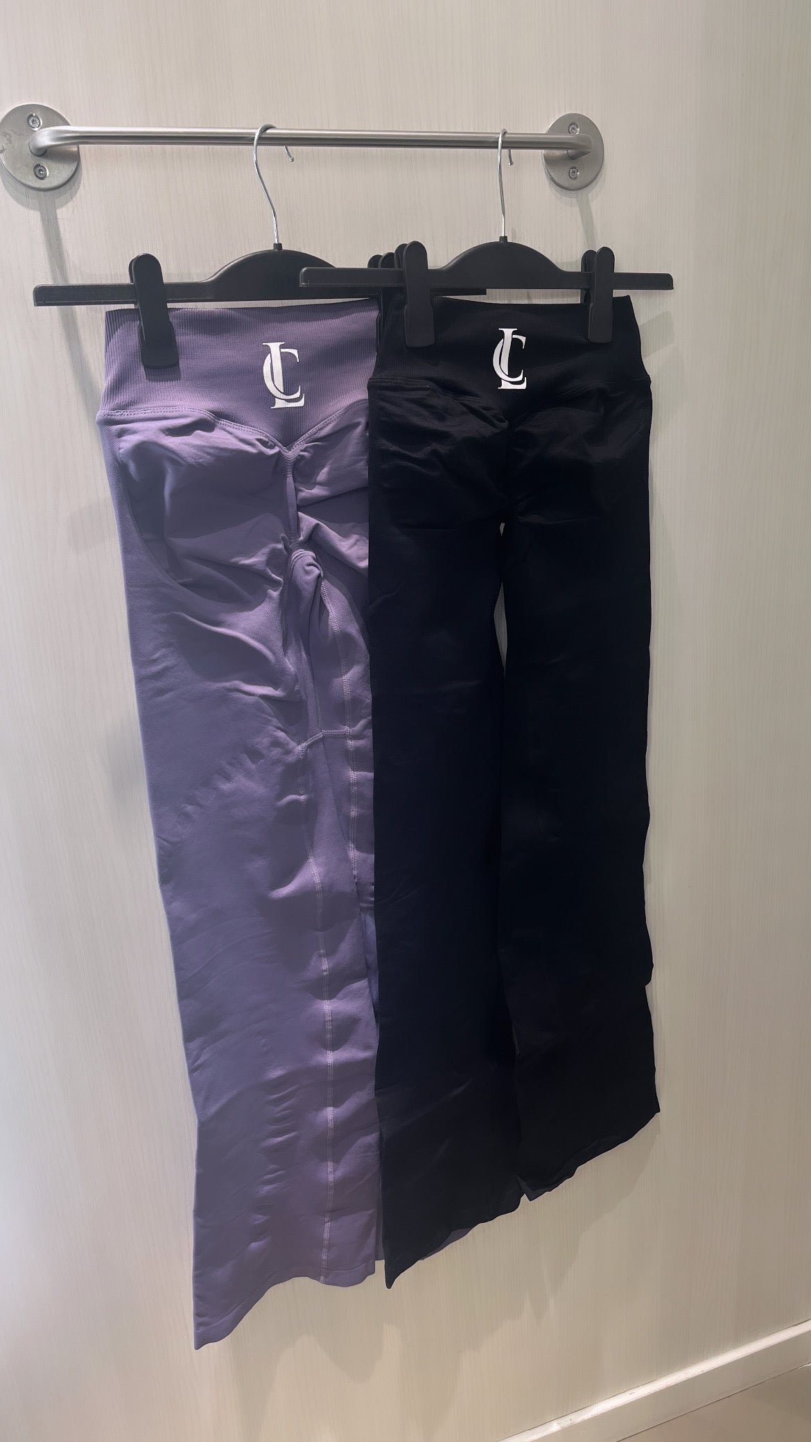 ‘Signature Scrunch Flare’ with V cross front -Gray Purple