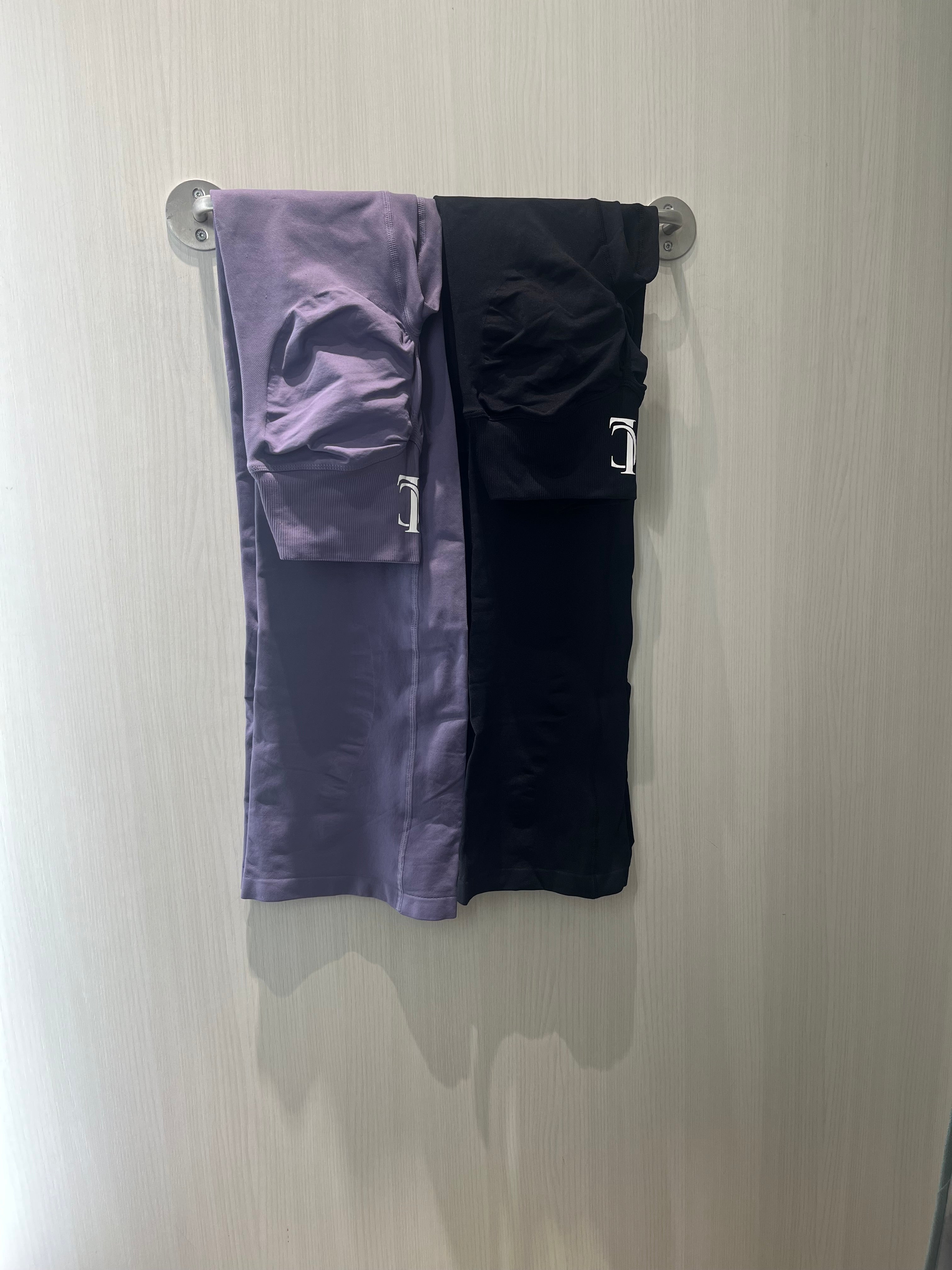 ‘Signature Scrunch Flare’ with V cross front -Gray Purple